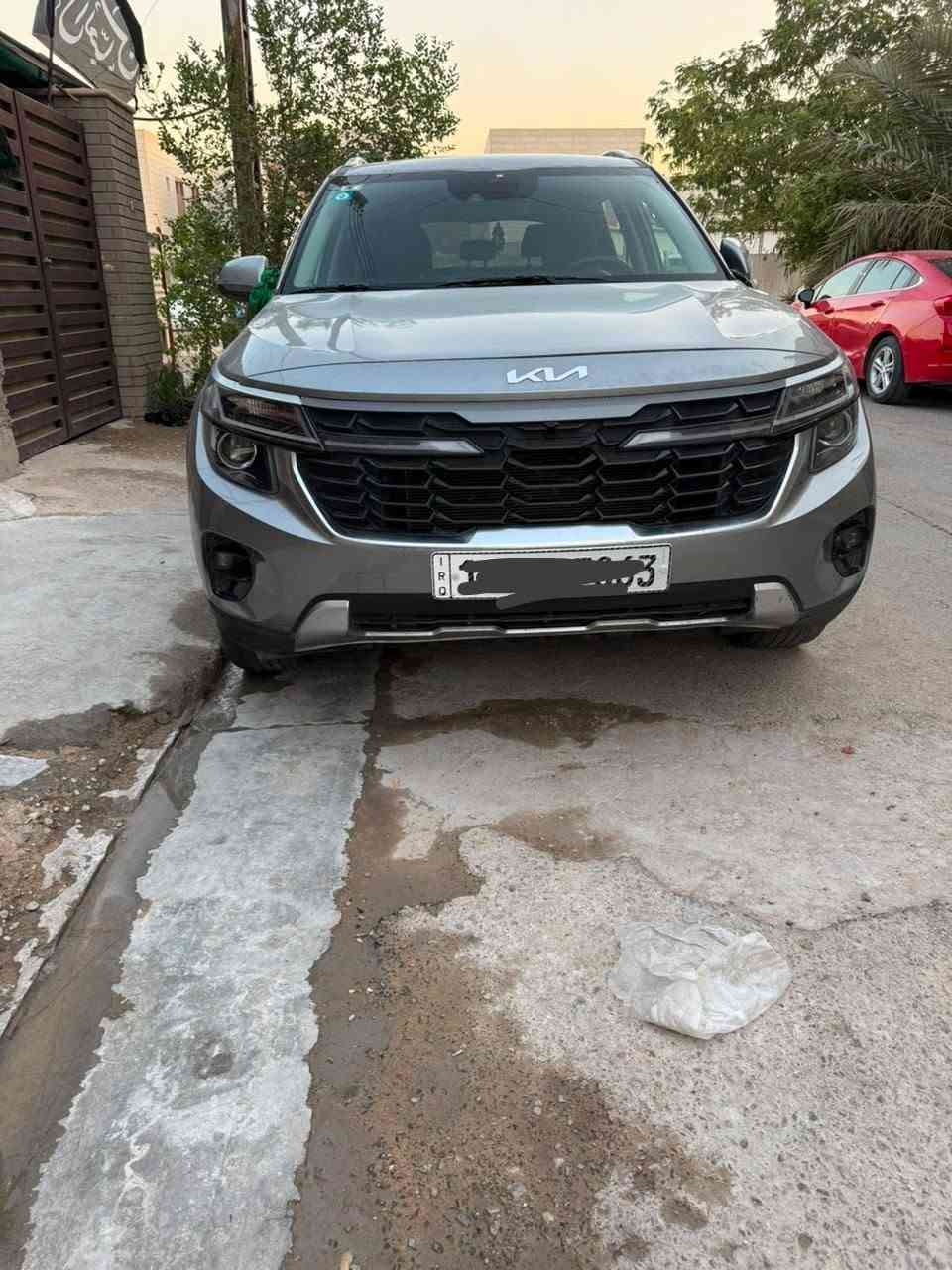 كيا سيليتوس 2024 وارد امريكي 
قطعتين جاملغ بارد وبنيد مبدل 
نص فول سيارة بأسمي تحويل ثاني يوم 
ماشية 30
***********
