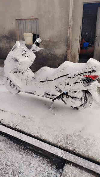 السلام عليكم
دراجه فورزه 08 بصمه
الدراجه محرك ما مفتوح
زوج تارات جدد
دراجه كهربائيات شغاله بل كامل
الكير شغال 3 تحويلات
بانزين محسن
دهن وكاله
النظافه 90/100
الدراجه أوراق أصوليه
كذلك كلشي شغال بل دراجه نكره سلف
غير متواجد على الفيس
للتوصل/واتساب
***********
