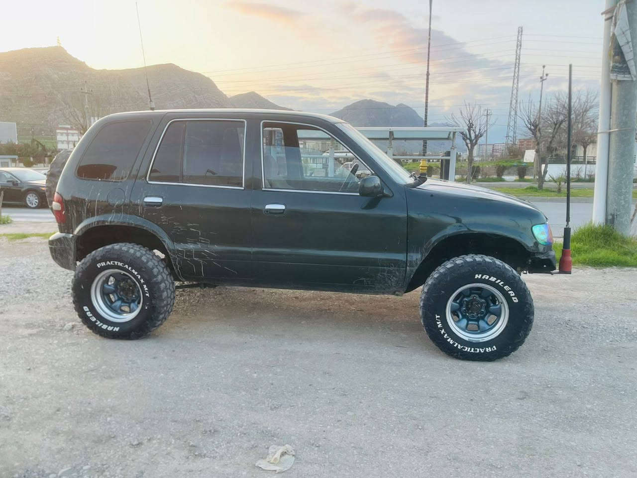 سلاوى خواله هه مولايك كياسوبرتاج 2001 كامل ئوفرود كيرومه كينه و ده بل ئه كسلى به شرتى شاخو كيو100فيتر تازه تاعميره له قوتى خوى بيزاره 16,به خ ژيرى كامل كوراوه ئارم بوه بس ون بوه كه فاله تى هه موشتيكى كم سيعر 25كلا شوين سليمانى *********** السليمانية, العراق
