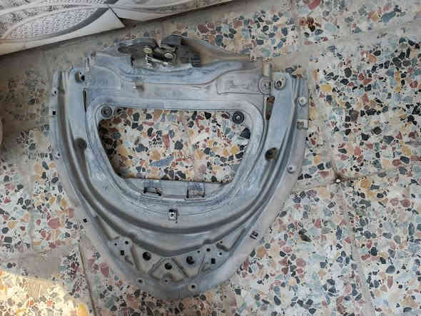 سلام عليكم شباب غراض صفر عشره للبيع تفصيخ صندوك نضيف ويل نضيف تاير الوره جديد بس تاير الكدام تعبان عينه شغاله بجم هوا جراراته اكو بعد غراض اليرد يتصل***********
