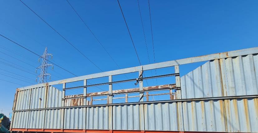 پلێت ئاسن کامل بۆ فرۆشتن سعر/$٢٠ورقە ***********/عنوان کلار
