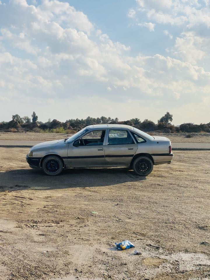 سلام عليكم اوبل فكترا للبيع موديل 1991 رقم بغداد تحويل مباشر كير مكفول محرك بي بخار قليل مسجل شقال سماعات شقاله لايت زنون السيارا خير من الله مكان السياره بغداد المحمودية السعر 25 وبيه مجال ***********
