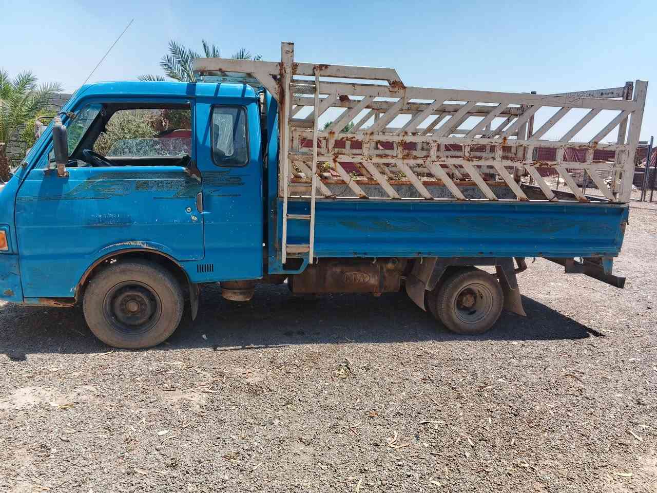 سلام عليكم سياره بنكو موديل 96رقم بغداد ب اسمي سياره بيهه فرك سياره جهاز شغله السعر 45 وذا مروس عموشه نطي فرق اكو  هم عادي 2014/2013/2012 مكاني بغداد ابو غريب ***********
