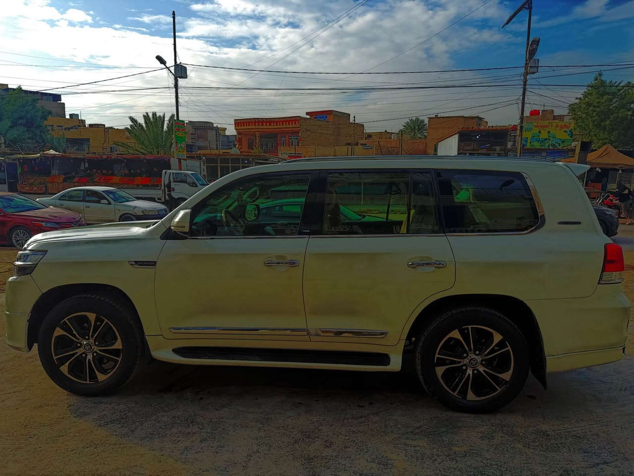 السلام عليكم لاندكروز ٢٠٠٨محدثه ٢٠٢٠ داخل وخارج السياره جاهزه من كولشي مابيها كل نقص مصبوغه حزام للجماليه بدون حادث شرط السونار مكفوله كير ومحرك وتبريد السعر ٢٥٠ وبيها مجال مكاني البياع *********** بغداد, العراق
