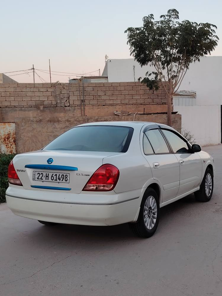 سلام عليكم*********** نيسان سني موديل2008اوتوماتيك رقم اربيل سنويه ورقم جديد شرط تحويل كير ومحرك مكفول تخم تاير جديد صدر جديد مكينه قبغ اسود يدات نيكل جامات كهربائي فقط بونيد صبغ بدون دواخل سعر98 العنوان ديالی خانقين خناقين, ديالى
