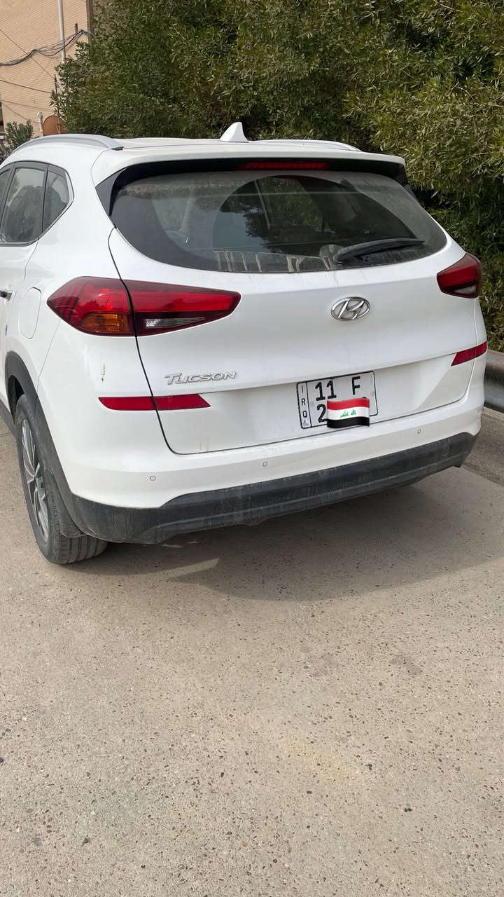 للبيع توسان مال شركة القاصد مديل 2019 ماشية 100 السيارة جديدة جدآ مكفوله بيه فقط تكحيل بالبنيد بكرت جدآ بسيط  اثر تكشير السعر 198 ورقة المكان الكرادة الجادرية الاستفسار على الرقم ***********
