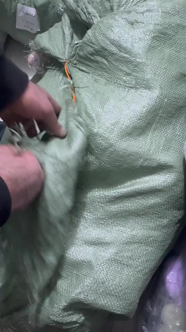 جبتلكم تنزيلات مشكل لا على التعيين الشليف بي ١٢٠ زوج السعر  ١١٠ الف مع التوصيل للاستفسار ***********
