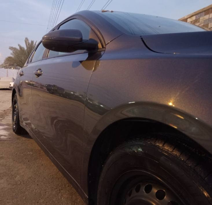 سلام عليكم ورحمة الله وبركاته فورتي ماشيه خمسين بعدها جديده وحادثها كدامكم كلش حلو محرك دوش كفاله وكير عادي وبسمي  غير حادثها مال امريكا كفاله عامه وشرط جديده برغي مامفتوح بلسياره شرط وظع شركه مكاني بغداد الغزاليه *********** وبي واتساب  السعر ١٢٥ ورقه بغداد, العراق
