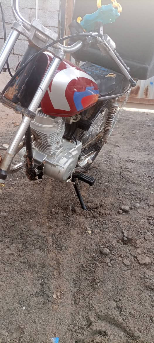 دراجه للبيع محرك نامه شاصي نامه مكينه نشطه كلك سعر 400بيه مجال قليل مكاني شط العرب الحوطه


**إذا كنت صاحب هذا الإعلان وتريد حذفه لأي سبب، رجاءا أرسل رسالة إلى الدعم الفني**