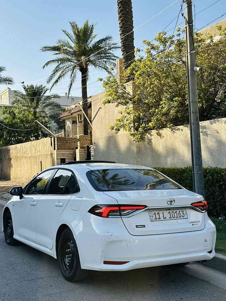 السلام عليكم للبيع كورلا ‏ ‏خليجي ￼ موديل￼2025 السعر ‏144 ￼السياره مكفوله هايبرد  بانزين وكهرباء فول الفول  رقم بغداد سيارة  ماشيه 24ملاحضة 4 الوان دواخل و كرسي كهرباء 
‏‎محرك 1800 
‏
‏‎بصمه 2+ دخول ذكي
‏‎رادار  +  جلد لون 
‏‎تحديد مسار طريق 
‏‎استشعار سرعه محدده للطرق  
‏‎تبريد❄️ قطعتين شاشة  كامره خلفيه 
‏‎هاندر بريك بصمه + اوتو هولد 
‏‎مانع نزلاق + مود درايف + ايفو مود 
‏‎ايرباك عدد10 
‏‎بكلايت لد 
‏‎تبريد بيانو شاشه 
‏‎اشاير مري 
‏‎حساس اطار + حساس لايت عالي وناصي اوتو 
 السياره  السعر ‏ 144 ￼￼ مكان بغداد التصال ***********
