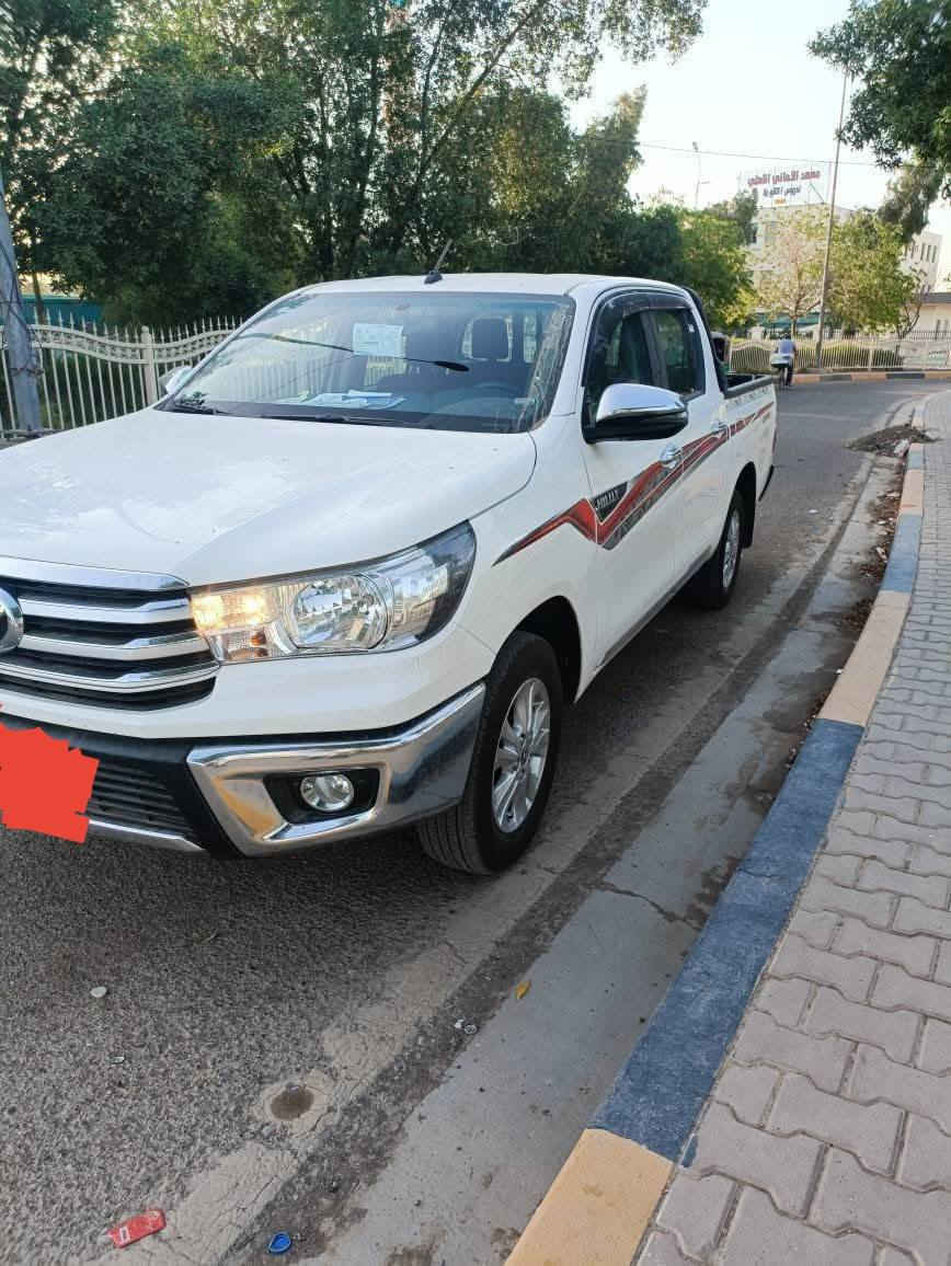 هايلوكس 2024 رقم ((المثنى)) بسمي ماشيه 28 الف كيلو وكاله ساز سياره جديده ضمان سنتين وتبديل دهن مجاني مكان السياره ((المثنى)) سعره 300 بيه مجال
***********
