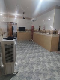 زين القوس • ١٠٠م • بناء حديث