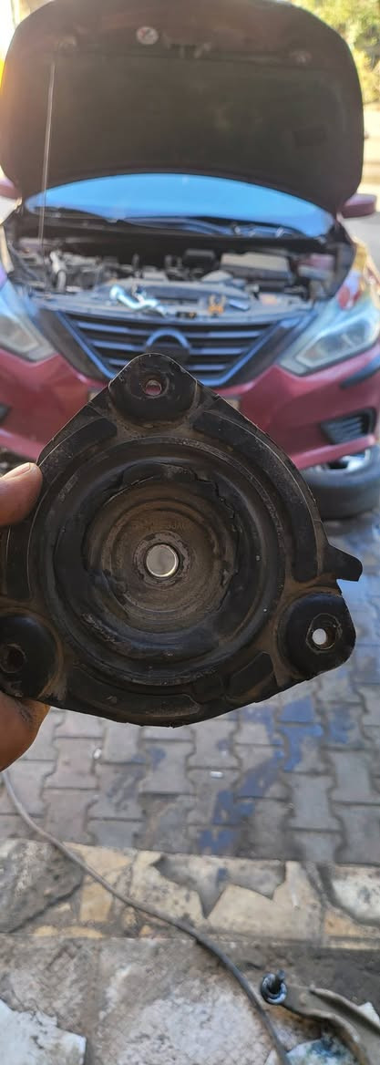 تبديل صدر امامي نيسان
وتجفيت درايم شفت جهت اليمين
وقواعد دبل
وراس روط جهت اليمين واليسار
استفسار ***********
العنوان الحريه الاولئ
