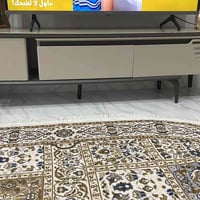 طاولة • للبيع • ديكور