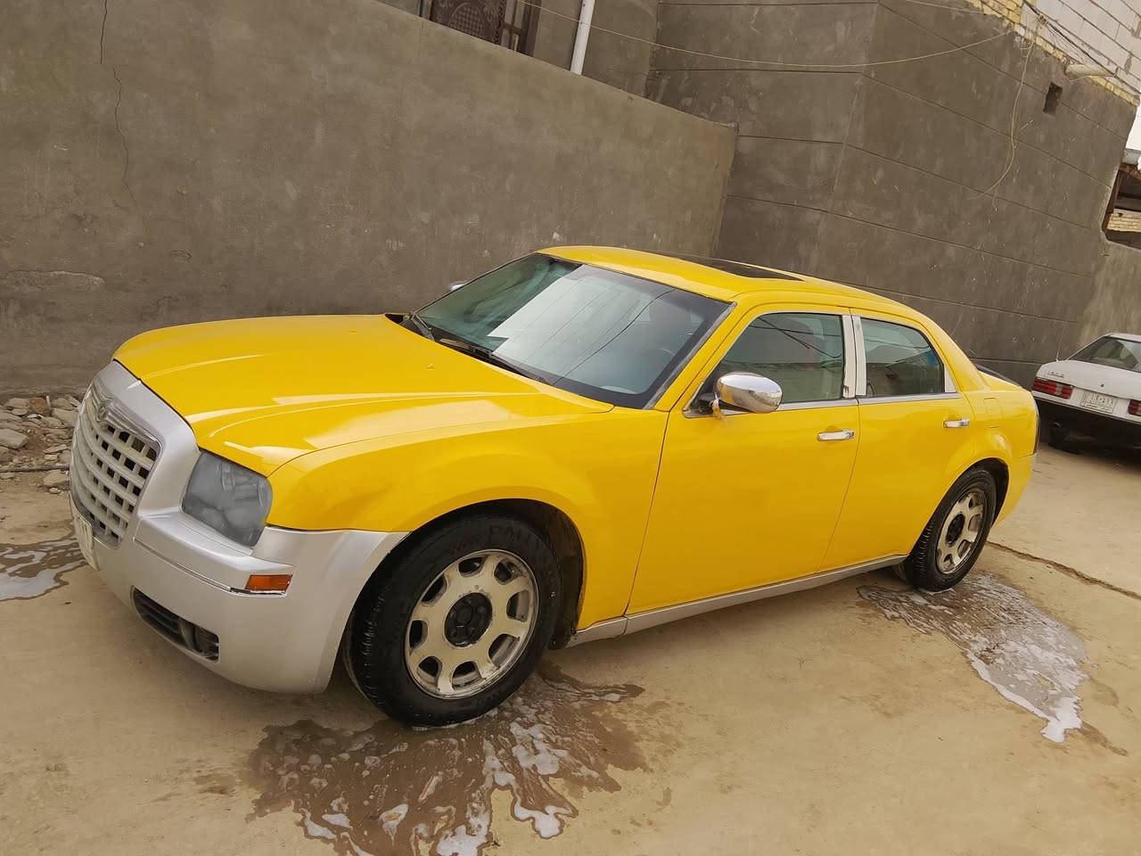 وباما موديل 10مكينه وكير وحداديه كفاله تحويل ثاني يوم سنويه 28مشروع وطني ضربته جاملغ  وبنيد تبريد وتدفئه سياره مصبوغة جديده سياره احله من الصور فول مواصفات فتح بالقماره تحكم ستيرين شاشة جبيره كهربائية كله شغل سياره معلاي مصفره هيئة مرور خط ناصريه بصره السعر 78بيه مجال العنوان ذي قار بالنصر رقم الهاتف ***********,,,***********مروس حسب القناعه
