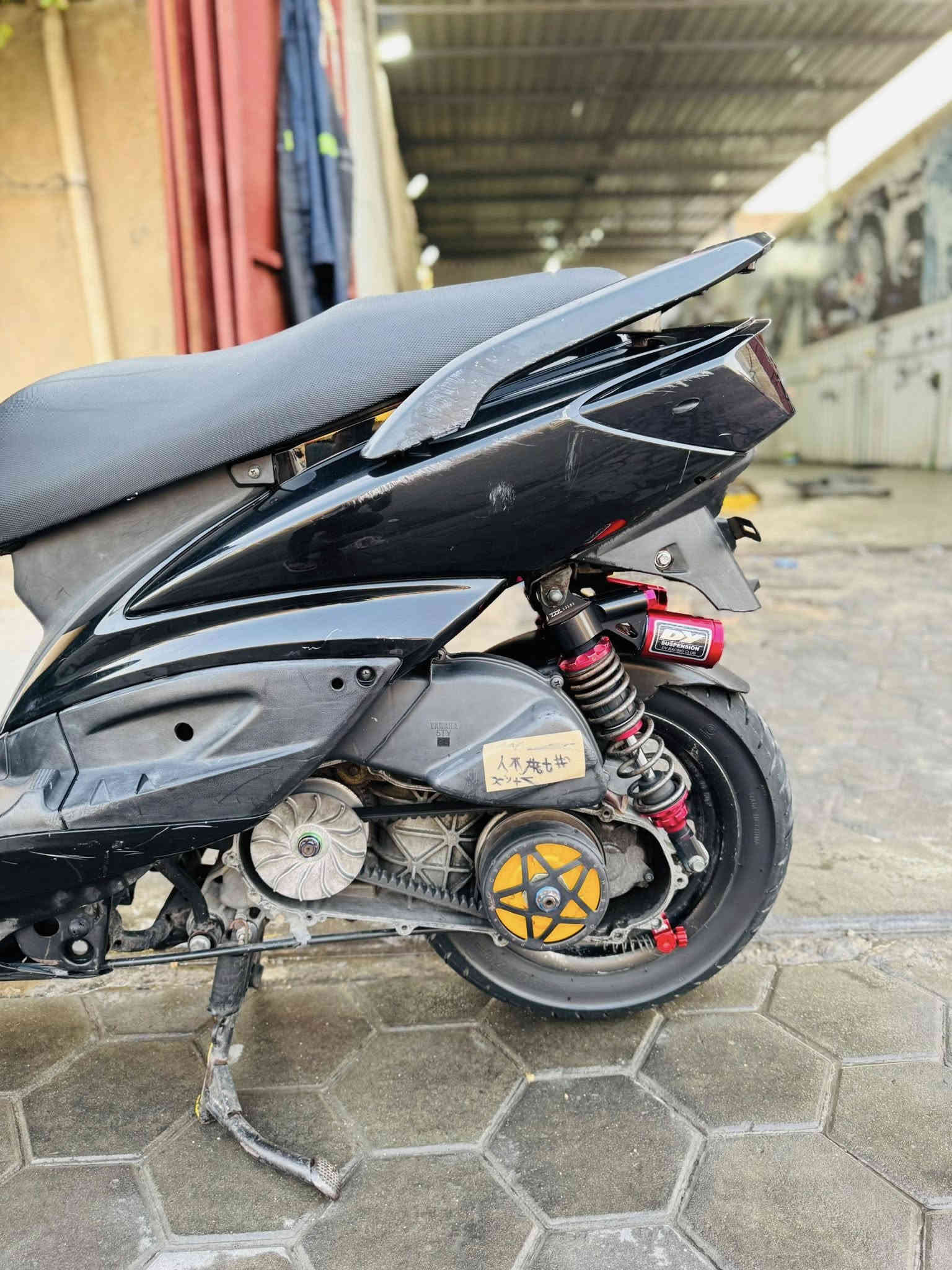 سكنس فحل دبل نوزل دراجه مزروعه تزويد اصلي كلجات اصليه رياضي صدر رياضي فج رياضي اصلي صالنصه صجميه دبلات وره Dyجك صفح رياضي يدات بريك رياضي كتلك ملغومه تزويد وهواي مصروف عليه منضومت زنون بيه دراجه بانزينه بس محسن اديرله ودهن موتل للمكينه دراجه ع فحص شوفت عينك تزويده ومحركه ممفتوح ع فحص السعر مليون450وبيه مجال مكاني النجف دراجه بل حقيقه احله رقمي***********وشراي يدلل
