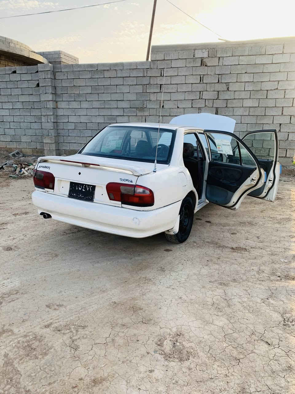 السلام عليكم للبيع فقط براتون موديل 2004  رقم بغداد فحص
سعر جدا مناسب
👆👆👆👆👆
ملاحضه ::::؟؟  
ابيع كوم حديد 
اوراق ومستمسكات صاحبها كامله وبيها وكاله عامه.  وبيها واجهيا  
بس صاحبها ماندله. ابيع كوم حديد 
اتكفل سرقه وطلبه وعشاير  وكص 
👇👇
تفاصيل👇👇👇
السياره كير كفاله 
محرك بي لاستيك ولف وناعم محركها
كير اتوماتيك 
تبريد شغال بس تشحن غاز شرط 
تدفى نار 🔥 
👇👇👇👇👇
تخم تاير جديد 🆕 
صدر 80% 
كشرها مرتب بس بي جراد خفيف 
كهربائيات كلها شغاله 
كيجات شغاله 
دواخلها فول نضافه 
جام كهرباء شغال. 
مسجل شغال 
👇👇👇👇
مكان السياره 
صلاح الدين 
الضلوعيه 
👇👇
السعر 18 وبيها مجال قليل 

الااتصال ***********
