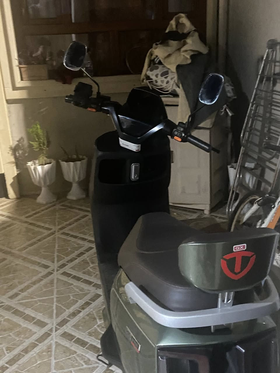 سلام عليكم
ماطور شحن 

تايلنج تيسلا للبيع

شرط ماطور جديد

٦بطاريات دبل

يمشي ٦٠كيلو

بصمه كلو شغاللل 

الشراييي يجي خاص

السعر :850وبي مجال


**إذا كنت صاحب هذا الإعلان وتريد حذفه لأي سبب، رجاءا أرسل رسالة إلى الدعم الفني**