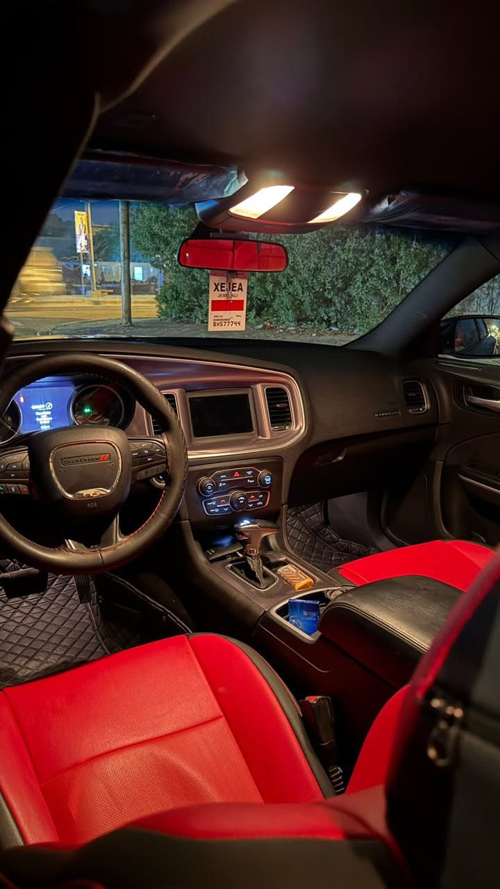 السلام عليكم جارجر مديل 2019 sxt كفاله السياره بحاله الوكاله ماشيه 50m مكان السياره البصره نواب الضباط +964 773 462 6103
***********
