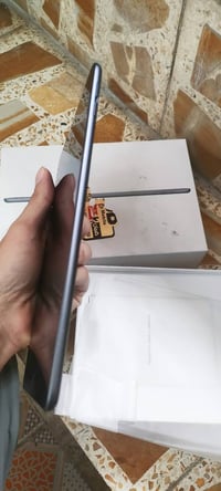 ايباد ميني ٥ • ٦٤ • فطر باللمس