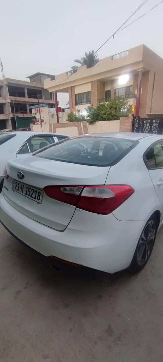 السلام عليكم
كيا سيراتو  2014 خليجي 
 مواصفات مكينه1600  دوش كير AT 
مري شفط زائد اشاير بالمري 
 تايرات خمسه ويل كب جديد صارله شهرين 
فول تحكم ستيرن
 حداديه كله جديد رقم سليمانية سنويه كله جديد   
لسونار موجود بلمنشور شوفه كلشي موضح كدامك 
 العنوان ديالى - بعقوبة 
السعر :: 114 وبيهة مجال 
للاستفسار  ***********
