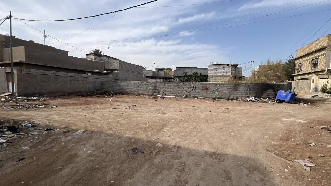 قطعه 245م طابو زراعي سند 25  مدفونه الموقع شارع البو سيود  للتواصل وات ساب ***********
