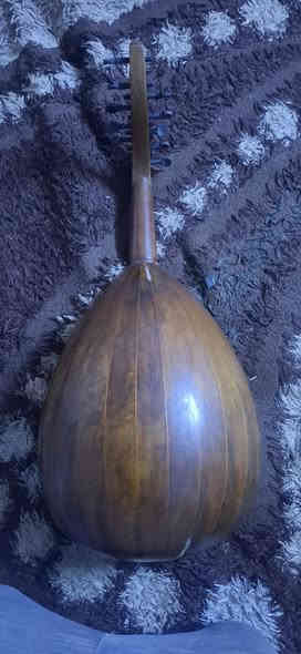 السلام عليكم عندي غراض موسيقية للبيع اورك يوماهة اصلي ب250 الف وبي مجال بصيط
عود عراقي محمد فاضل ب150الف وبي مجال بصيط
عود تركي اصلي 200 الف وبي مجال بصيط الي يحب يشتريهن يتصل على الرقم ***********
