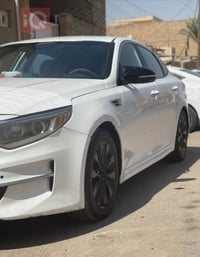 اوبتيما امريكي 2016 ضررها قبق جنطة وجاملغ خلفي  وضرر بسيط بمقدمة البني...