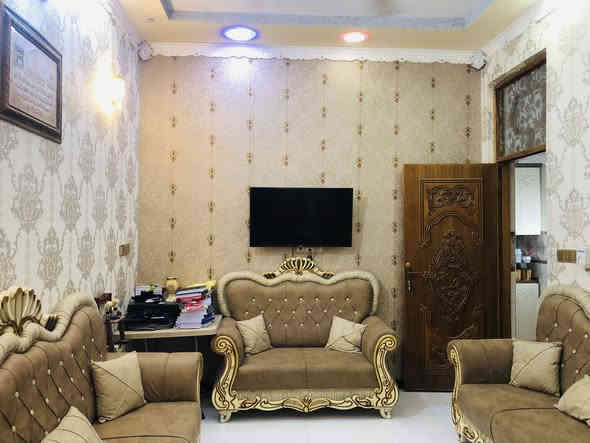 لسلام عليكم دار للبيع طابو صرف مساحه 100م طابق ونصف بناء حديث 2022 كونكريت صب مسلح موقع جيد قريب شارع العام ومدارس ابتدائيه وثانويه البيت يحتوي على استقبال +مطبخ +صاله +غرفه نوم صحيات داخليه وخارجيه+منور عدد 2
الطابق الثاني يحتوي على صاله كبيره وصحيات السطح ايزوگام + كاشي الموقع حي الغدير المربع المقابل اسواق فطوم قرب ثانوية الورود للبنات علماً البيت مطلوب اسكان 31 مليون السعر الكلي 120وبي مجال قليل اذا عندك كفيل تدفع 89 والباقي 31 عليك" للأستفسار الاتصال 
***********
