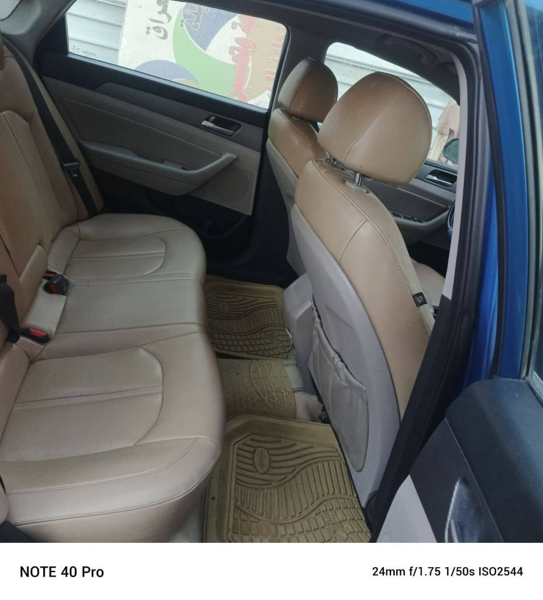 سلام عليكم 
سوناتا  2018 وارد أمريكي ضرارها باب السايق
سنويه جديده لنهاية ال30
محرك 2400 gdi
شاشه كبيره    
شاشه قراة اعطال
رادار جانبي 
كأمره دوار
مانع انزلاق 
تحديد مسار
فول تحكم ستيرن 
وضعيات قياده ايكو  وعادي وسبورت 
كشن كهرباء +هيترات بالكشنات 
 اشاير مري 
بصمه ابواب وصندوق  
جنطه ذكيه 
حساسات
تبريد ثلج 
صدر امامي خلفي جديد***********
