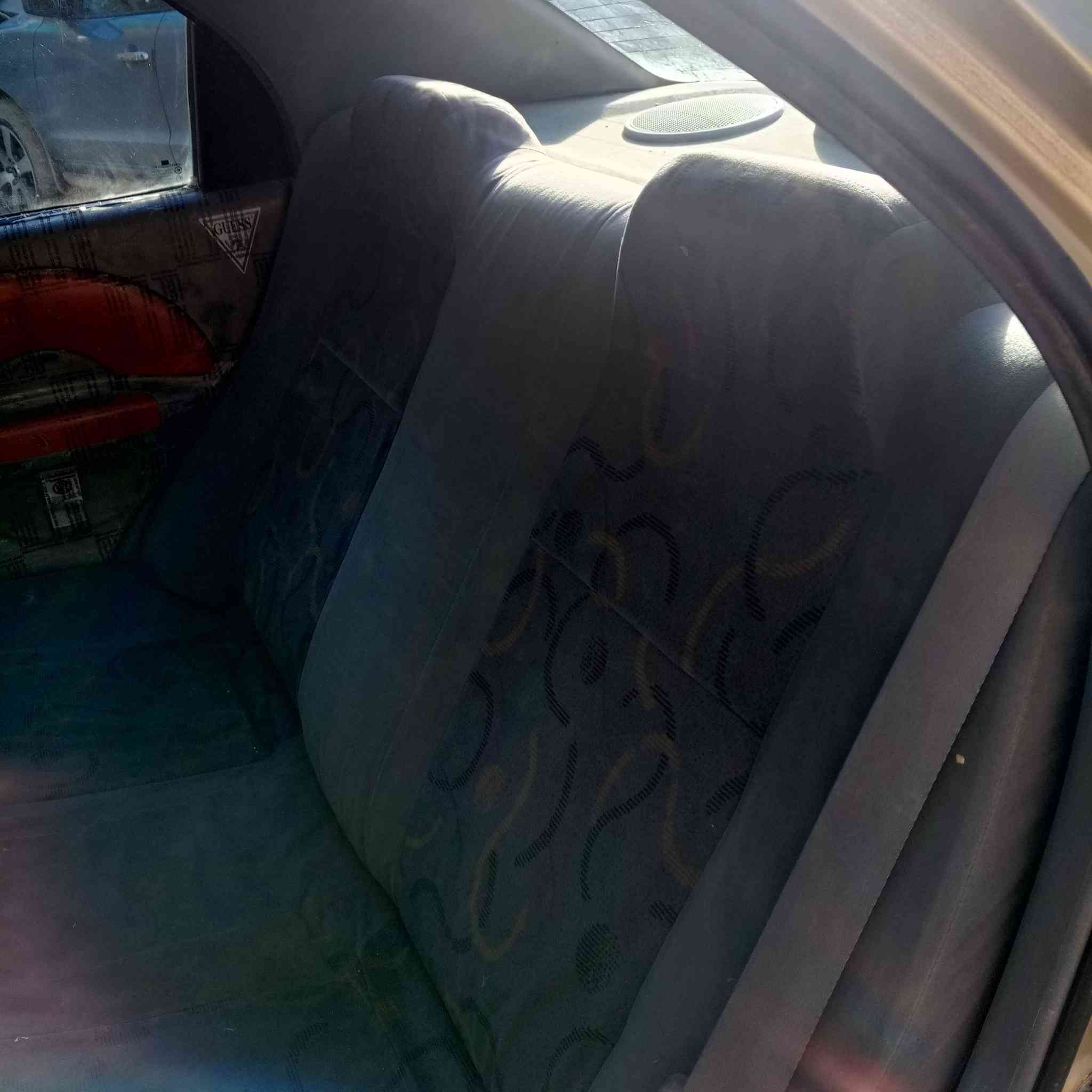 افيو 2004 رقم بابل 4اراقم رقم انكليزي كير أوتو ماتيك محرك مفتوح مكان سيارة كربلاء لل تصال *********** سعر 45
