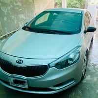 سيراتو 14 خليجي ماشيه 270  مكفوله من صبغ عدا داعميات وتكحيل مكانات بار...