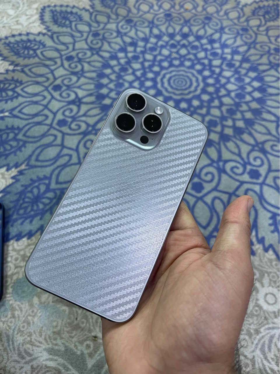 ئایفۆن ١٥ پرۆ ماکس ٢٥٦ گێگا پاتری ٨٢ بێ عەیب بێ کرانەوە بێ شوخت تەنها ئەو پەلە ڕەشەی هەیە سارەکە لەکنمە هیچ عەیبی نەبوە بێ ئەوەی شەلک بکا کارتۆنی خۆی ماوە بیلادی داوای ٥٧٠ دۆلاری لێدەکەم هەر کەس حەزی کرد نامە بنێرێ أربيل, العراق


**إذا كنت صاحب هذا الإعلان وتريد حذفه لأي سبب، رجاءا أرسل رسالة إلى الدعم الفني**