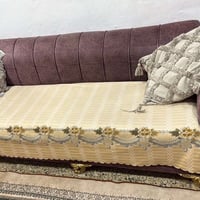 كنب مكاني • ٧ مقاعد • الشرطة الخامسة