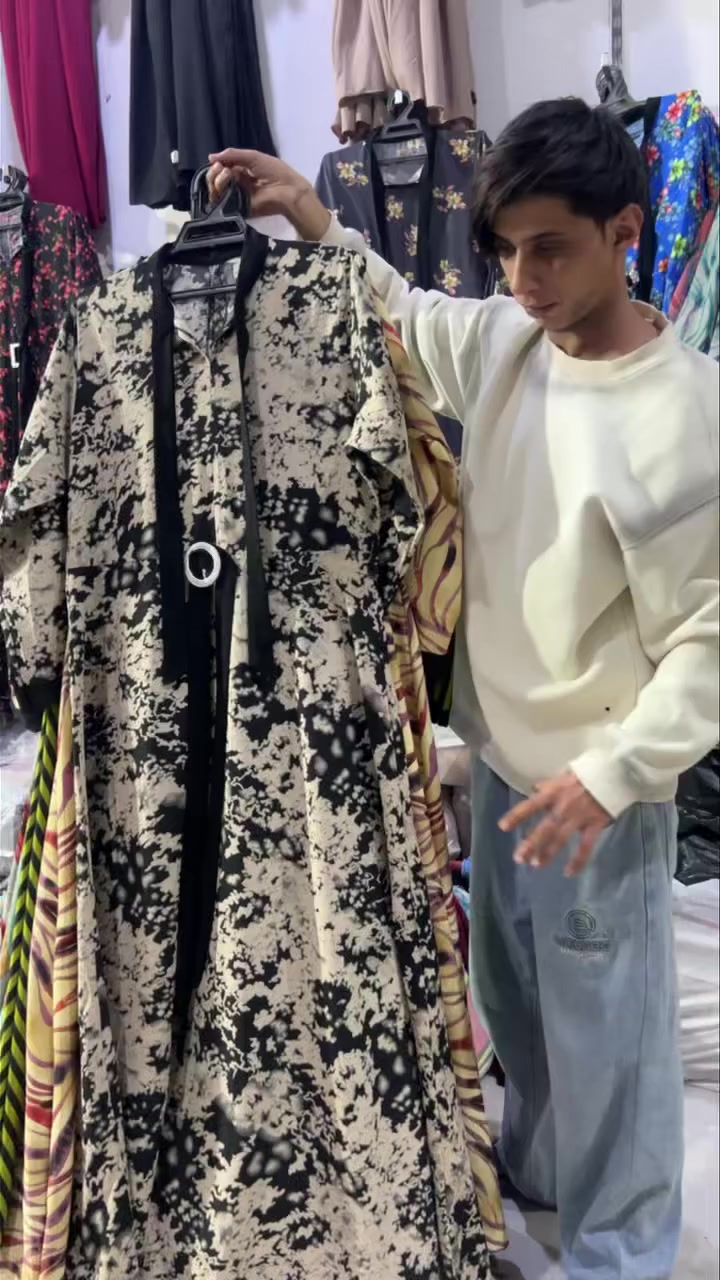 توفر فستان خمامه مارينه سعر درزن 66 الف
البيع فقط جمله 
الحجز وتساب
***********
