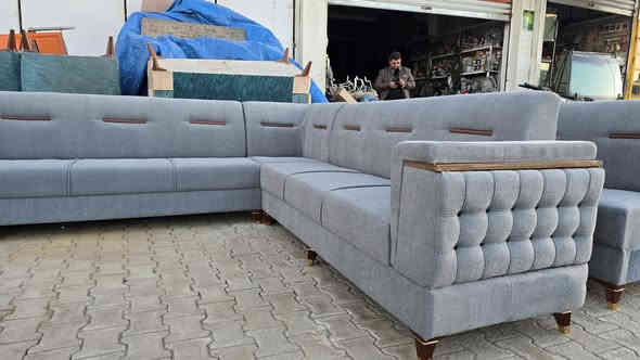 ديوان   تصميم وانتاج معمل قنفات جود 💪❤️☝️ 🫅🫅طلب احد الزبائن 🫣🥰 
تصميم انيق واللون مميزه وقماش  جوده عاليه 
نعمل على تنفيذ وتصميم جميع الموديلات الحديثه ☺️
مع ظمان الجوده ،💪 الدقة بل عمل ،🧐 
والله ولي التوفيق 🤲
العنون ديالى بلدروز الشارع العام مقابل بانزين خانه الحكوميه 
***********   
***********
ابو جود ❤️
