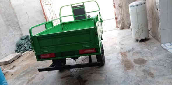 ستوته مرتبه ومحرك نظيف كلش ستوته كلش مرتبه وكهربائيات شغاله بس مصبوغه أخضر سعر 750بي مجال بسيط كلش حك جيه رقم ***********
