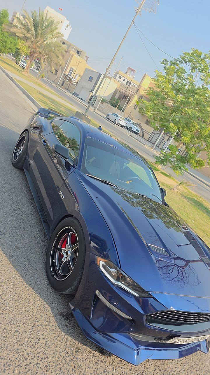 السـلام علـيكم
فورد مـوستنگ 2020 GT 5.0
الممشى 48 mli الحادث مرفق بل منشور
رقم اربيل ، السياره عليها شوته روش وكزوز اكتف ، دفيوزر شيلبي ودبات روش ، وعليها تخم ويل فورجد ،  دركه كاربون فايبر ، گيجات التراك بگج ، مكينه جديده وقويه ، السعر 19800$ - المكان كربلاء 
***********
