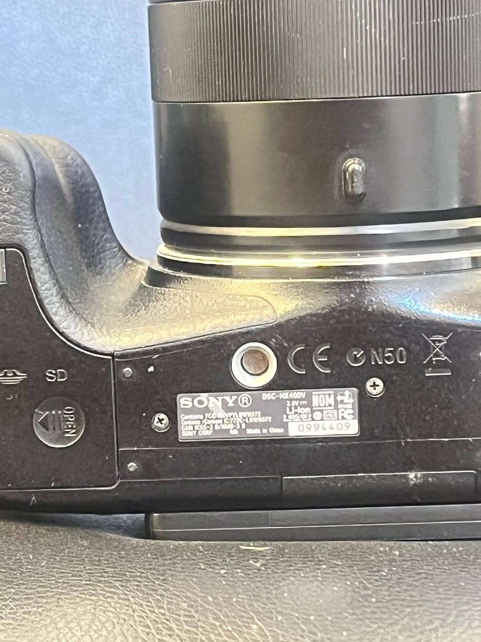 للبيع 
SONY DSC-HX400V
بحالة ممتازة
ستعمال شخصي
السعر 275
الكامرة معروفه بالدقة و مواصفات الزوم 
موجود توصيل

***********
