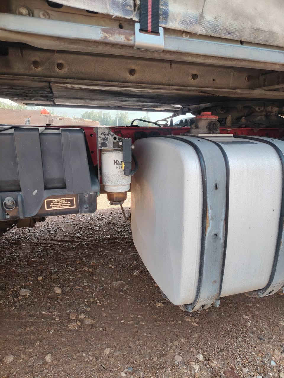 سلام عليكم للبيع تانكي مال نساف الرقم الهاتف ***********
