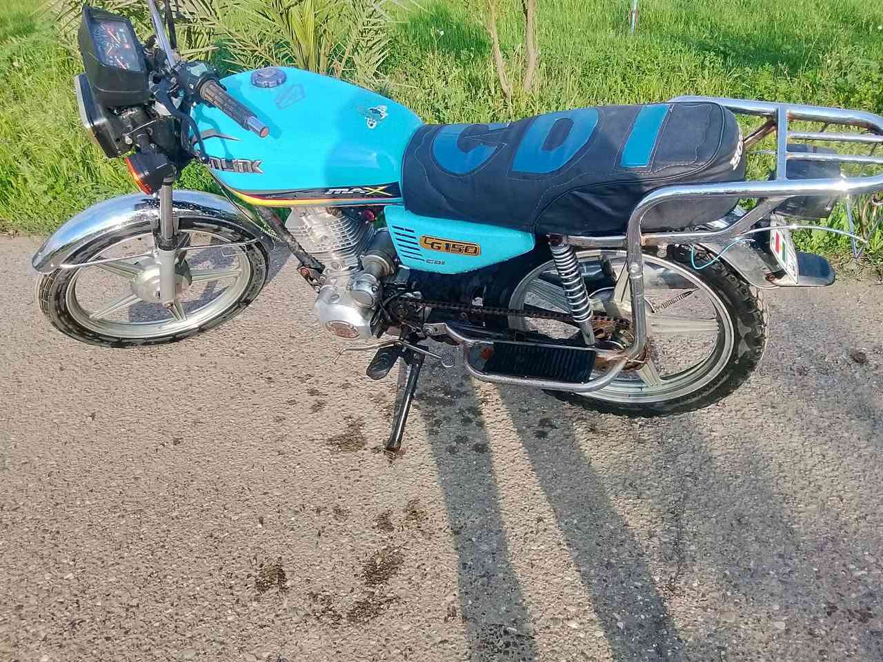 سلام عليكم دراجه جني موديل 19 ناشاط فول مانقصه كلشي مكان بيجي سعر 250بي مجال شراي  كهربيات شغله ***********
