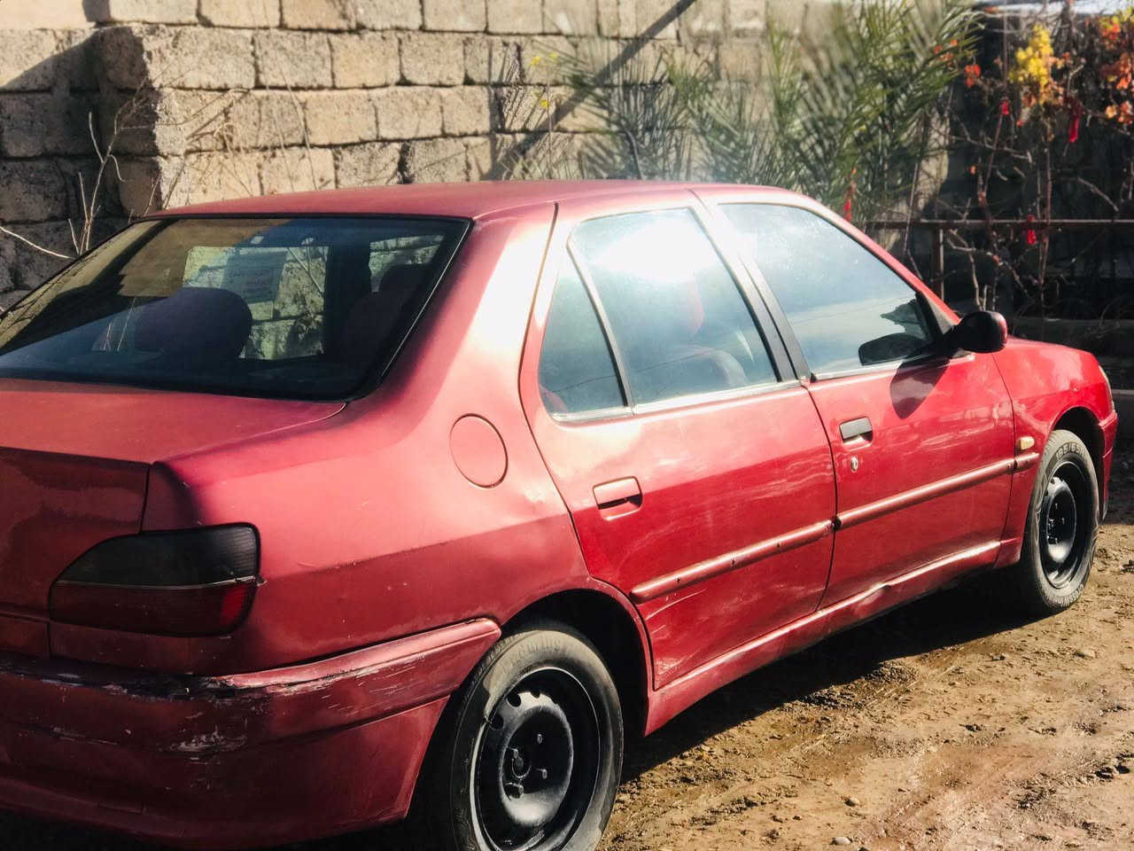 بيجو حره مامطلوبه
مسجله رسميه مدكوكه حاسبه
مامطلوبه اي شي 
كير محرك شرط جديد 
صدر الخلفي بي تعب 
رعيها من اهل بغداد ماندلو
مكفوله دوله وعشاير
السعر 24 وبيها مجال 
الاستفسار *********** مكان السياره الشرقاط الاجمسه
