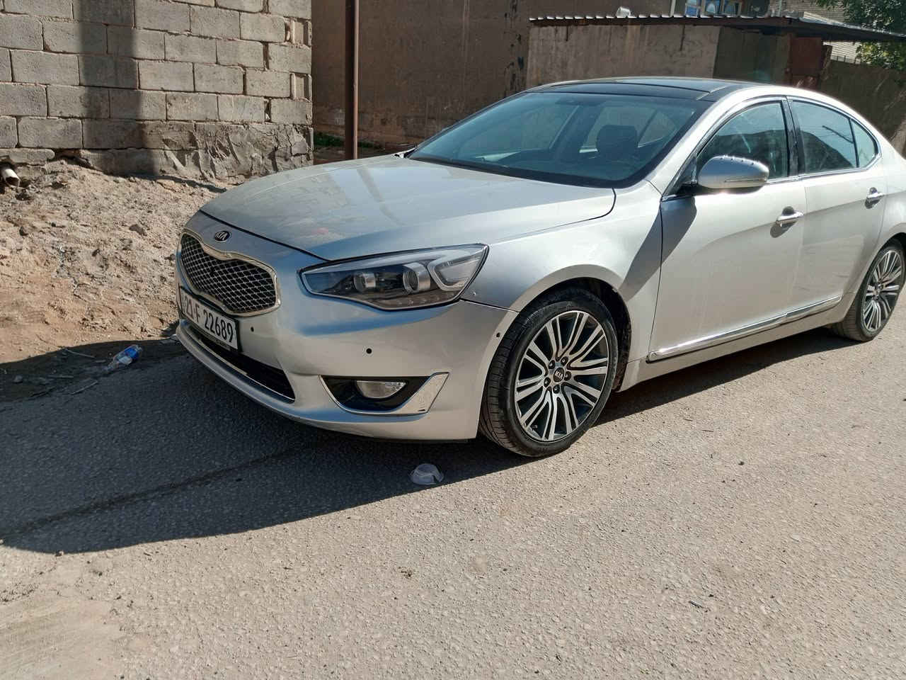 السلام عليكم كيا كادنزا موديل 16وارد امريكي فول مواصفات 3قطع صبغ رقم سليمانية الجديد  مكاني بابل الإسكندرية السعر 120وبيها مجال الاتصال ***********
