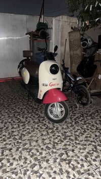 هاي الدراجه مستخدمه اقل الشهر مال اخويه الزغير واريد ابيعهه لان معرف ي...