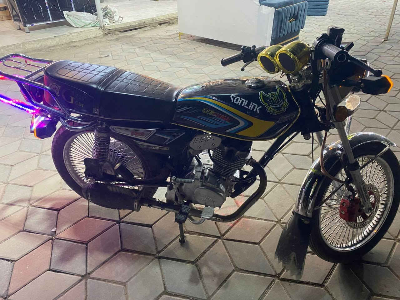 سلام عليكم دراجه ايراني تايكر موديل 2025 نضيفه وحلوه ماناقصها شي مجرد الشاشه
السعر 700وبي مجال
***********
