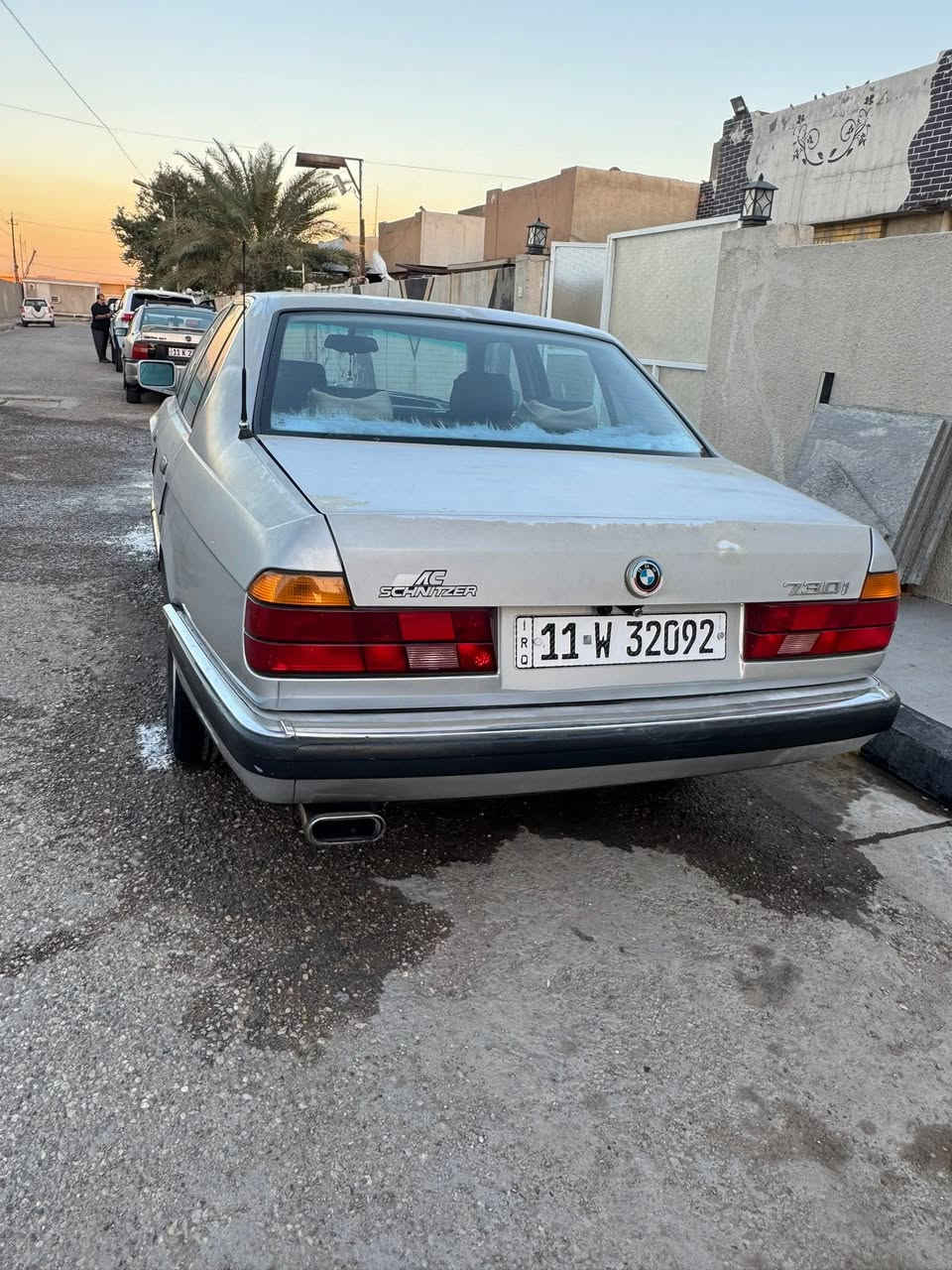 سلام عليكم للبيع bmw730مفتوح موديل 1990بسمي سنويه جديده تبريد ثلج  السياره بلاديه ومكفوله السعر ٦٥وبيها مجال العنوان بغداد للاستفسار***********
