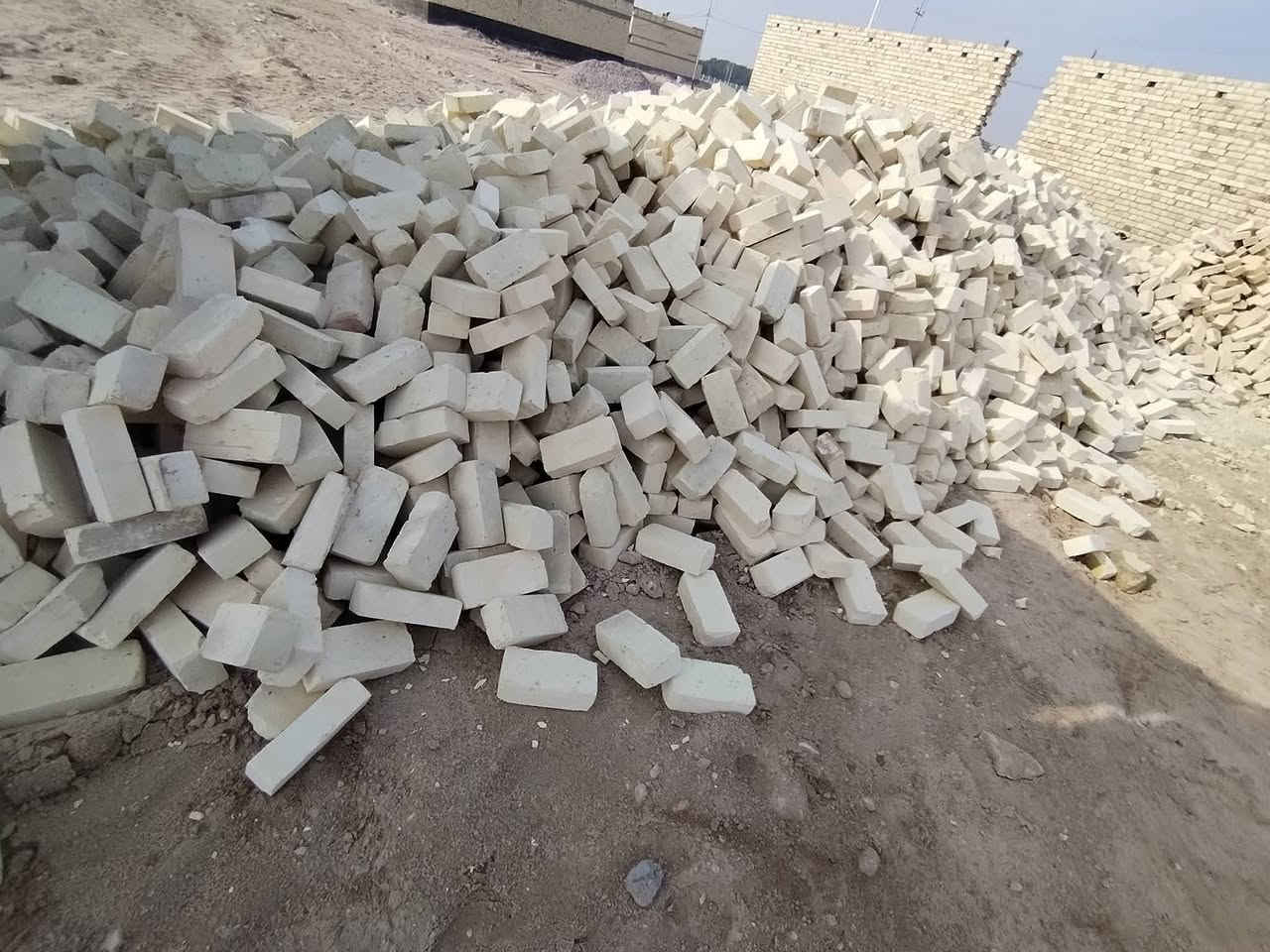 سلام عليكم طابوك العماره ميسان البيع بسعار مناسب يوجد خدمت توصيل إلى البصره في كل مكان للتواصل خاص او وتساب اتصال ***********
