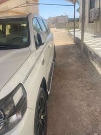 لاندكروزر مديل 17  ساز كفاله  محرك 6 رقم بغداد GXR  ٠٧٧٠ ٧٢٠ ٨٢٩١