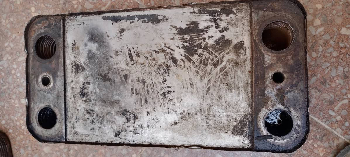 براد دهن سكانيا أوربي 144‪
شرط تفصيخ درجة اولى نظافه شغل 
ضمان استبدال 
تلكي. ارخص بس متلكي ضمان ونظافه
سعر   ٢٨٥ الف قفل بدون عملة 
077‪03114056
***********‪
 واتس اب للإستفسار 
توصيل لكافة مناطق بغداد والمحافظات
🔴توصيل مجاني خلال شهر رمضان المبارك فقط
