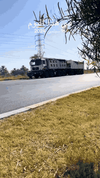 ‏سلام عليكم سيارة للبيع قاطرة مقطورة مربوطه ثلاث لوحات العنوان بغداد السياحي الاتصال على￼***********
